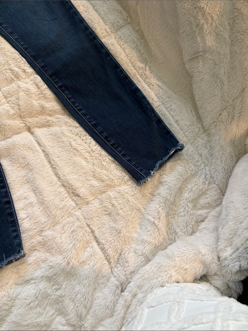 PAIGE Dark Blue High-Rise Stretch Jeans - Picture 4 of 8